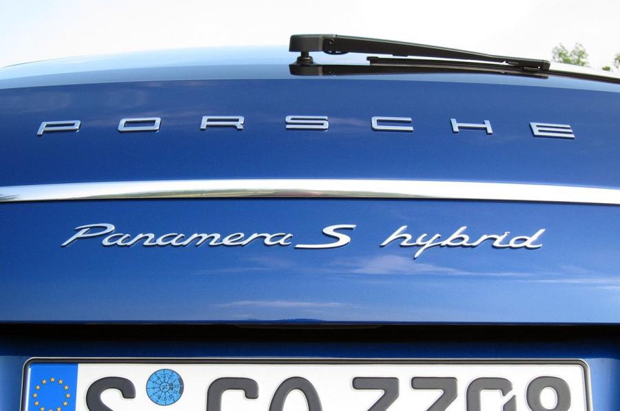  Porsche Panamera S Hybrid 2012 года  (фото 44 из 53)